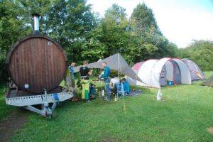 Basecamp auf dem Campingplatz in Mortiz - mit dem Saunafass als Special